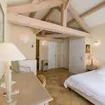 La Terre D'or * Beaune (Cote d'Or)