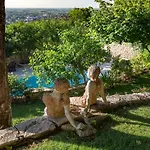 Maisons Les Tilleuls, Les Pins Et Les Lilas Hébergement de vacances *