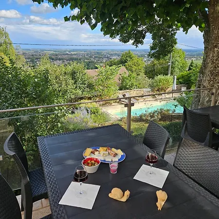 La Terre D'or * Beaune (Cote d'Or)
