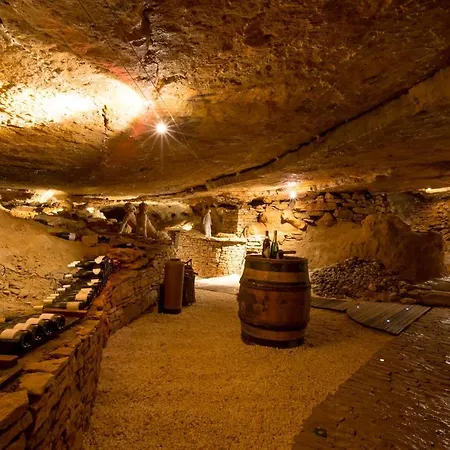 La Terre D'or Будинок відпочинку Бон