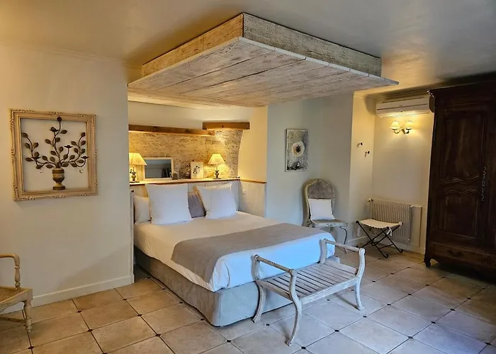 Будинок відпочинку La Terre D'or *